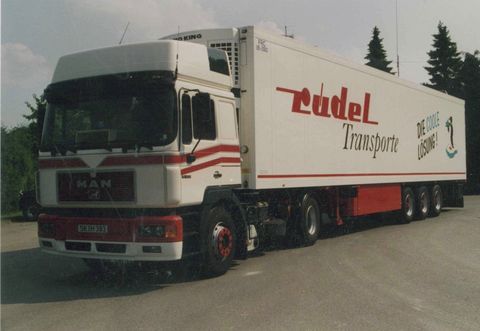 Juni 1996 - Rüdel Kühlauflieger "Die Coole Lösung"